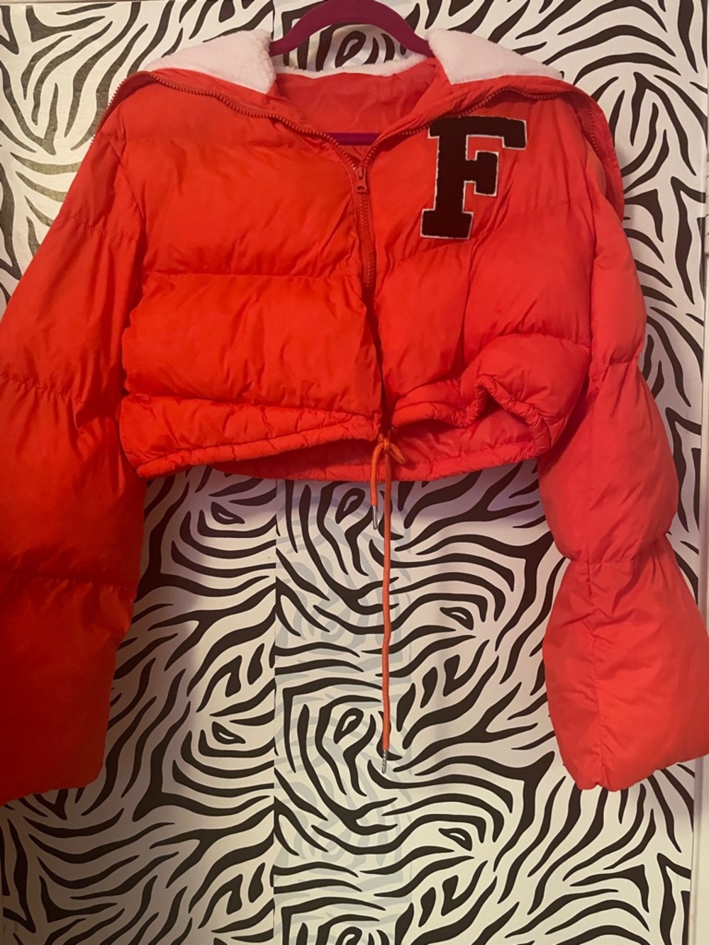 “f” puffer jacket♥️ - Picture 4 of 11